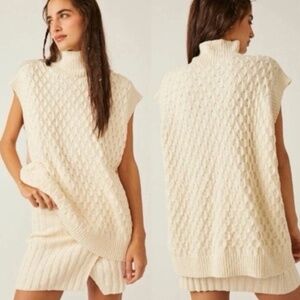 Free People Rosemary Set in Cheesecake